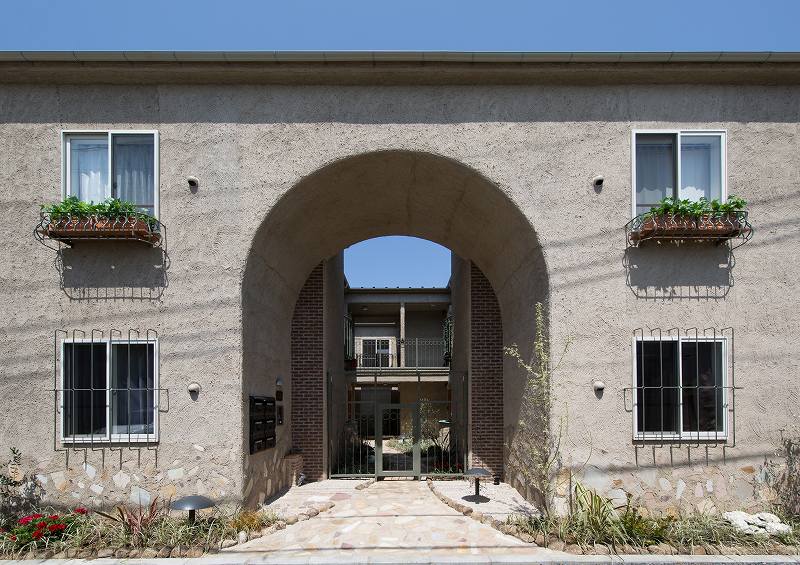 ヨーロッパ風アパート　逗子